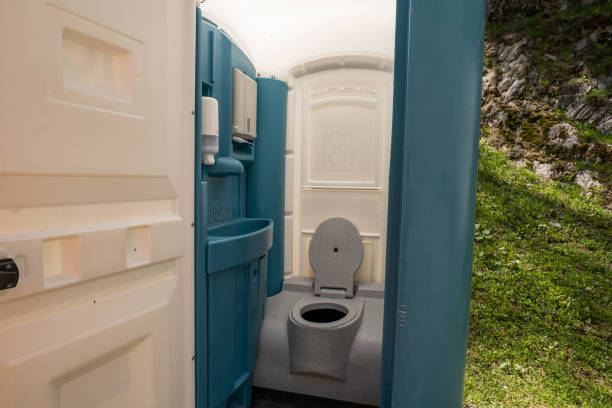 Best Portable toilet rental cost  in East Cleveland, OH